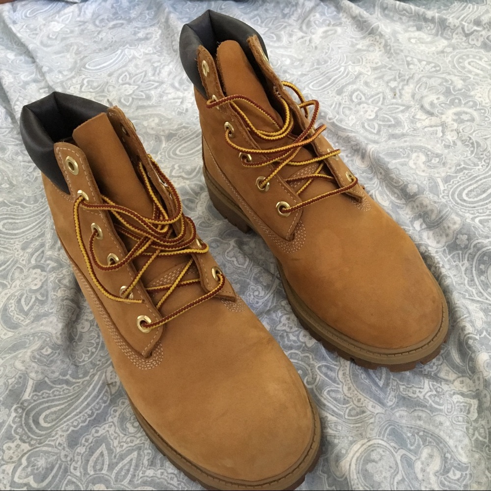 Unisex Classic timberland boots
